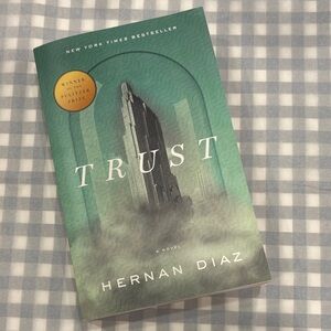 3/15$ ✨ Trust by Hernan Diaz - Green Coffee Table Book softcover